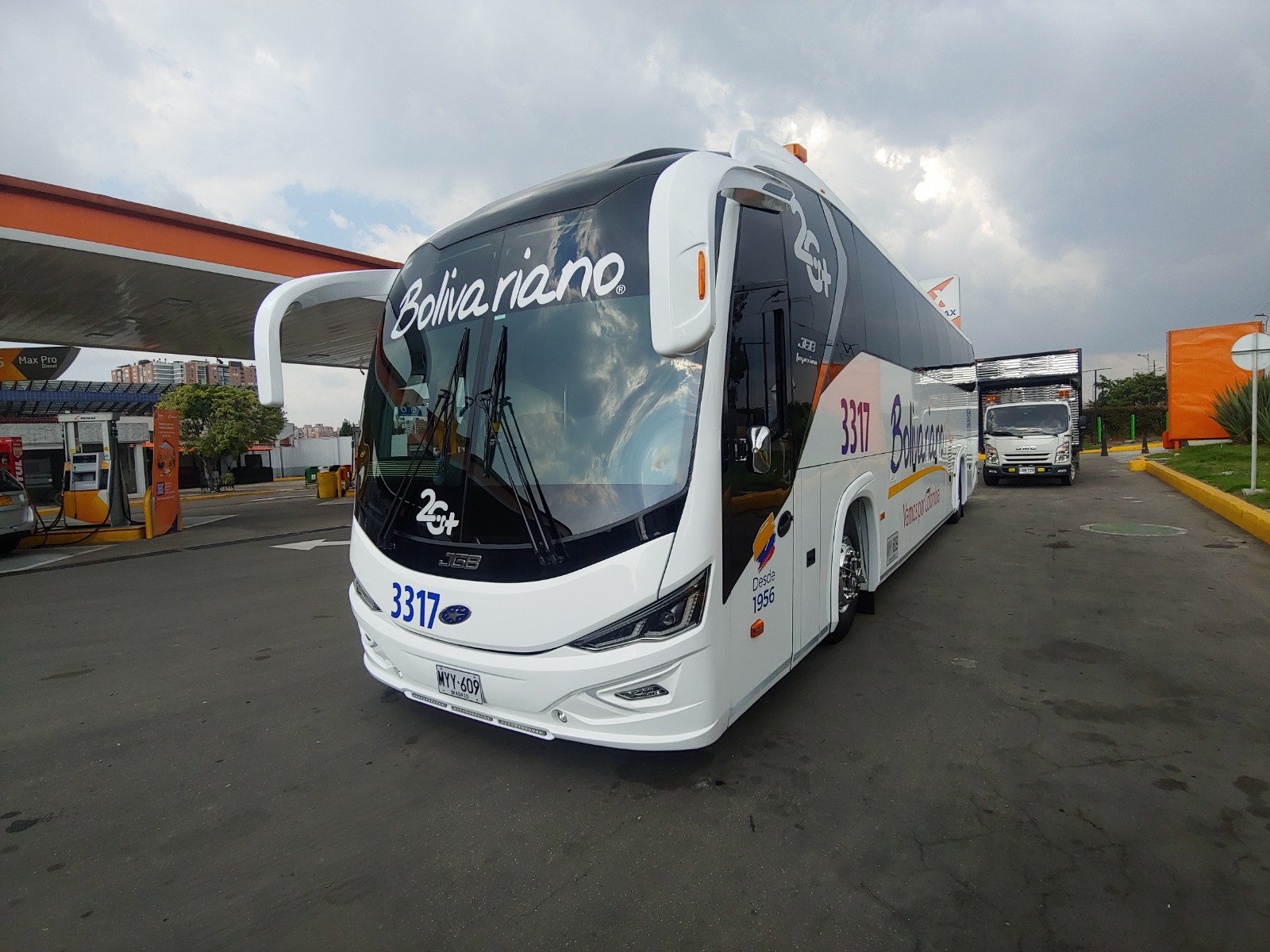 Alquiler de buses para 40 personas en Bogotá